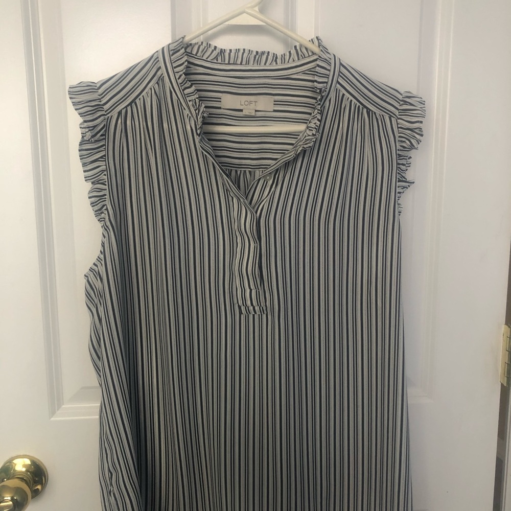 Anne Taylor Loft blouse